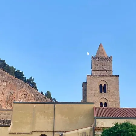 Maison Odile 4* Cefalù